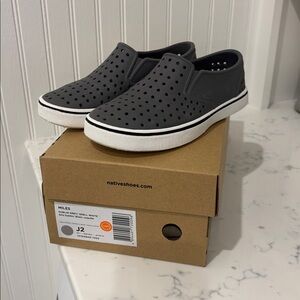 Native Shoes Miles Dublin Grey/Shell White Slip-On Sneakers Size 2